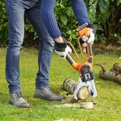 Alligator Chainsaw
