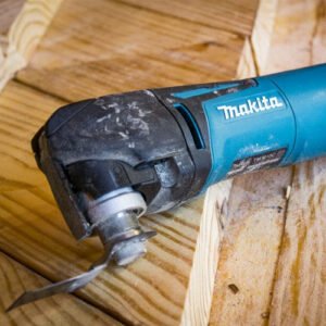 Makita Corded Multi Tool for Cutting, Sanding and Scraping